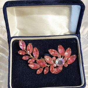Vintage Juliana D & E Pink Brooch